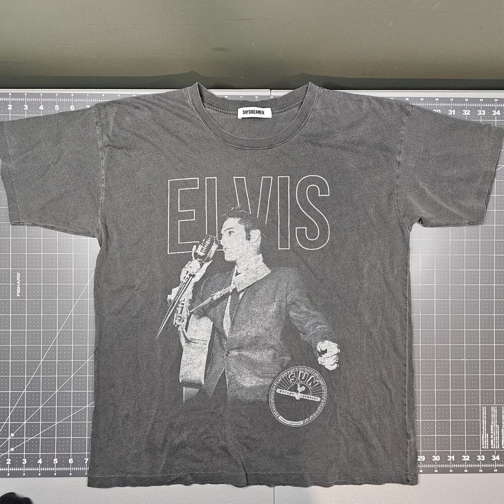 Daydreamer Elvis Tshirt Small Gray Faded Black Oversized USA Made Retro Style